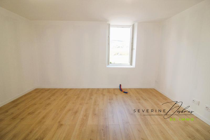 Maison traditionnelle - 150 m² - 6 pièces