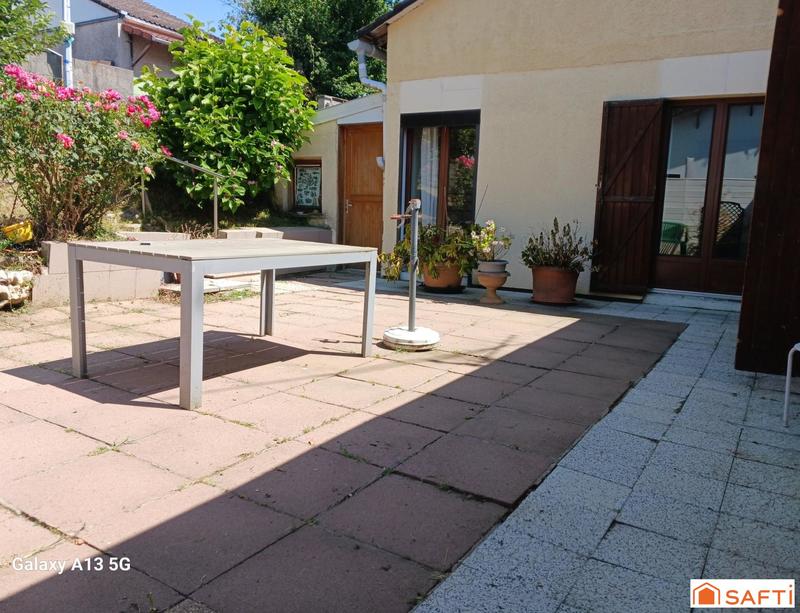 Maison - 104 m² - 5 pièces