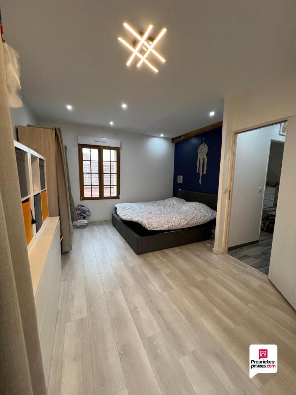 Maison - 122 m² - 5 pièces