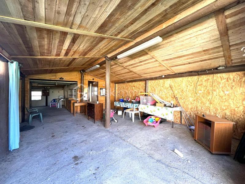 Propriété - 145 m² - 6 pièces