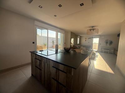 Appartement - 82 m² - 4 pièces