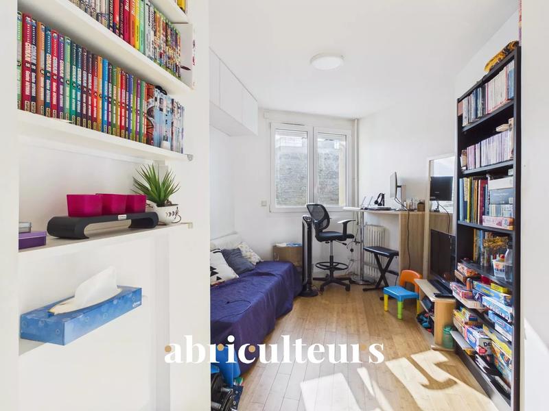 Appartement - 90 m² - 4 pièces