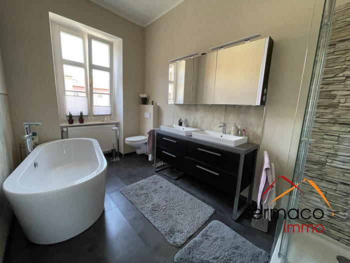 Appartement - 164 m² - 4 pièces