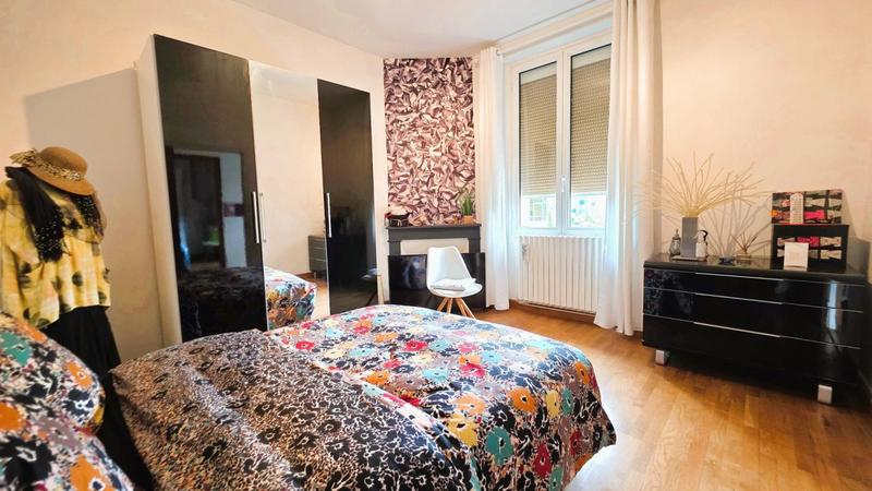 Maison de ville - 199 m² - 7 pièces