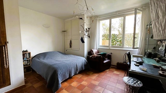 Maison - 320 m² - 12 pièces