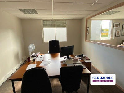 Bureau - 296 m²