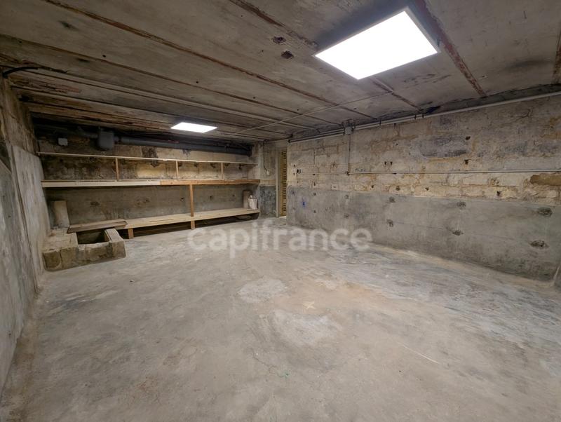 Local d'activité / Entrepôt - 192 m² - 4 pièces