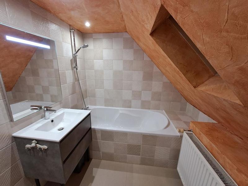 Maison - 99 m² - 5 pièces