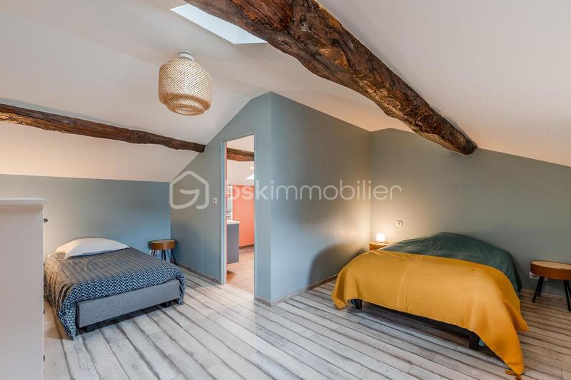 Maison - 110 m² - 4 pièces