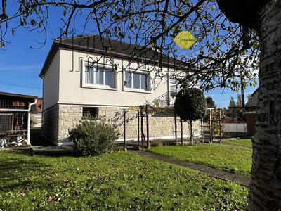 Maison - 76 m² - 4 pièces