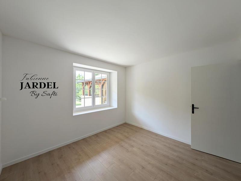 Maison - 200 m² - 8 pièces