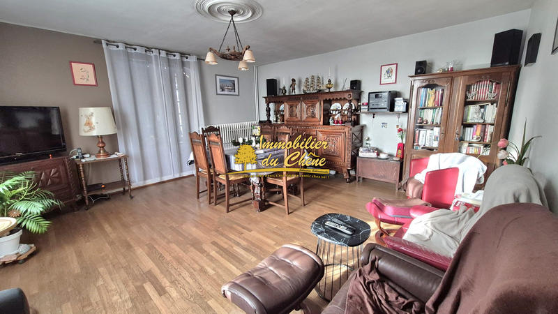 Maison - 99 m² - 5 pièces