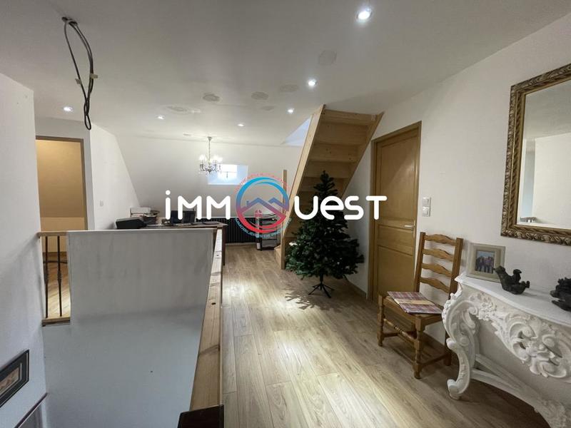 Maison - 160 m² - 4 pièces