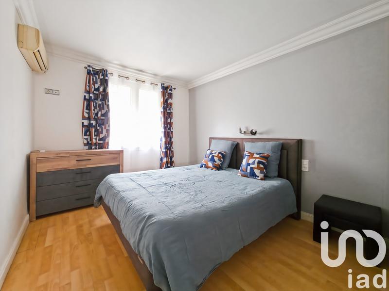 Maison - 206 m² - 8 pièces