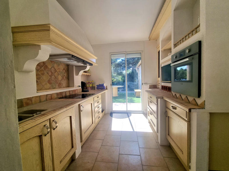 Maison - 140 m² - 5 pièces