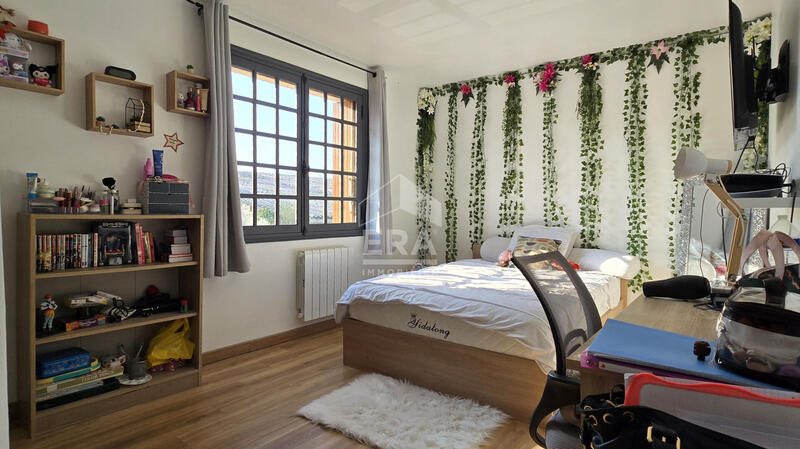 Maison - 148 m² - 7 pièces