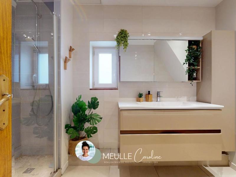 Appartement - 96 m² - 5 pièces