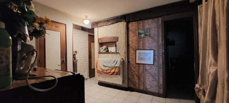 Maison - 255 m² - 7 pièces