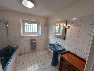 Appartement - 100 m² - 4 pièces