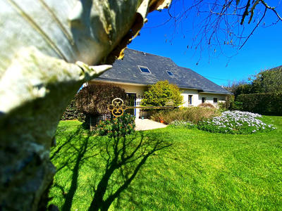 Maison - 140 m² - 6 pièces