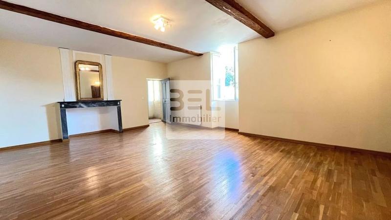 Propriété - 409 m² - 11 pièces