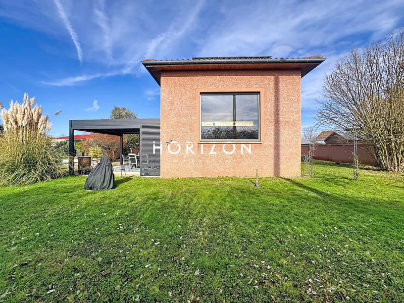 Villa - 220 m² - 8 pièces