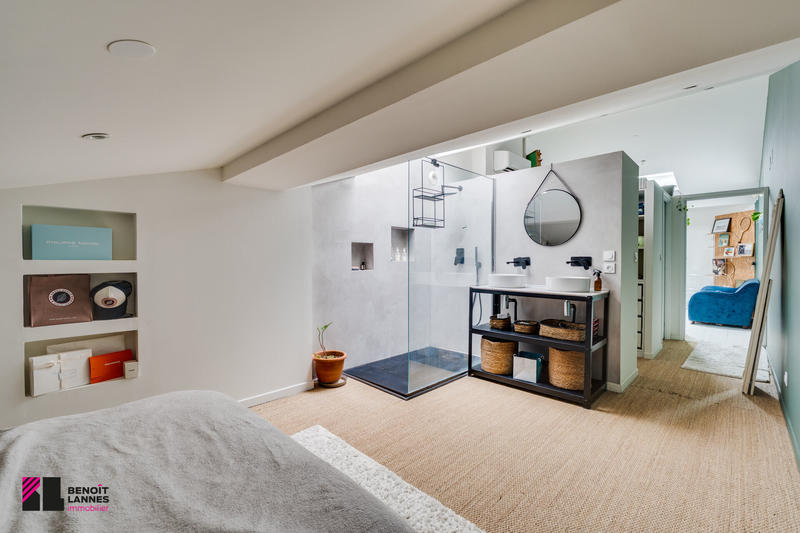 Duplex - 184 m² - 6 pièces