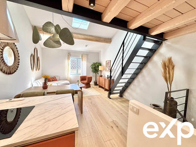 Maison traditionnelle - 77 m² - 4 pièces