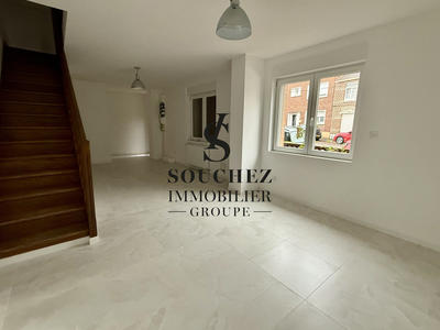 Maison - 121 m² - 5 pièces