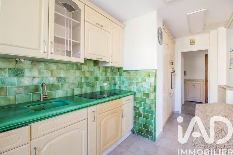 Appartement - 77 m² - 3 pièces