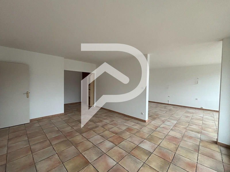 Appartement - 84 m² - 4 pièces