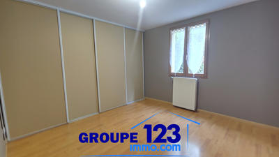 Maison - 143 m² - 6 pièces