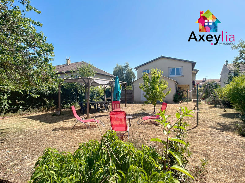 Immeuble - 313 m² - 12 pièces