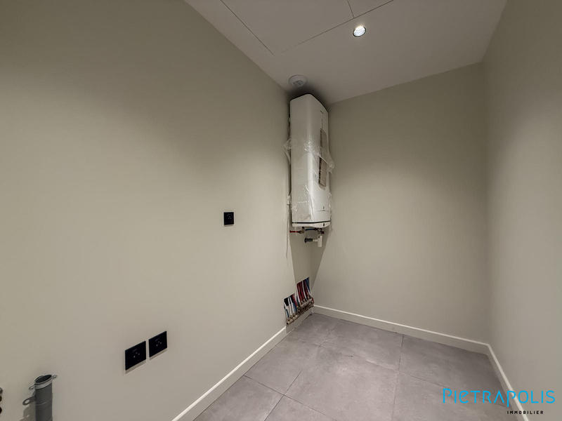 Appartement - 102 m² - 4 pièces