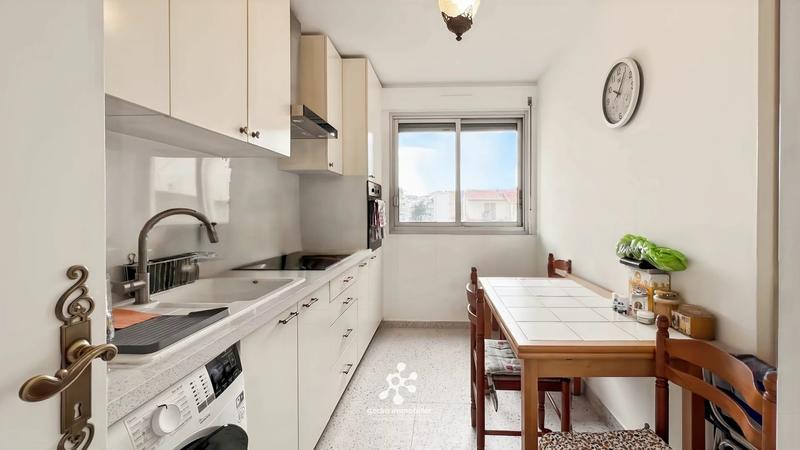 Appartement - 70 m² - 3 pièces