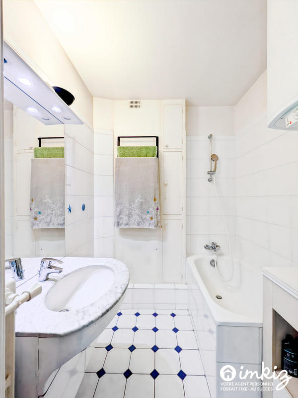 Appartement - 85 m² - 5 pièces