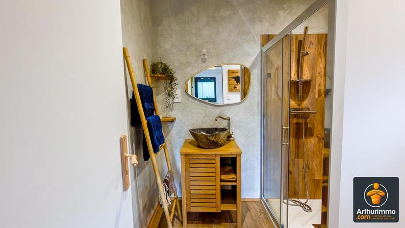 Maison - 95 m² - 4 pièces