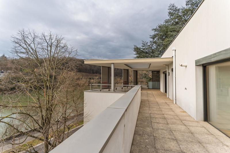 Appartement - 142 m² - 5 pièces