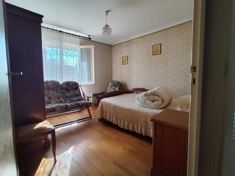 Maison - 121 m² - 5 pièces