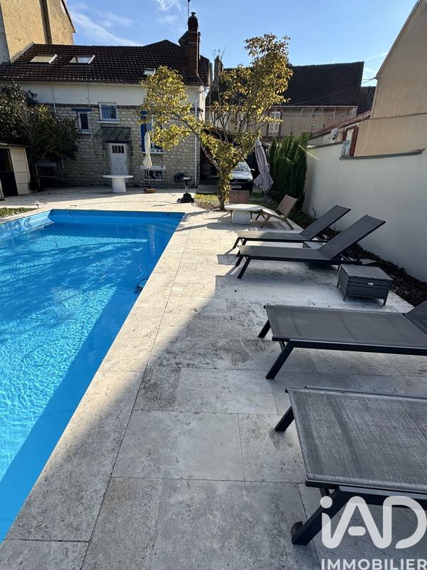 Maison de ville - 128 m² - 8 pièces