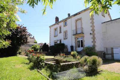 Maison bourgeoise - 300 m² - 8 pièces