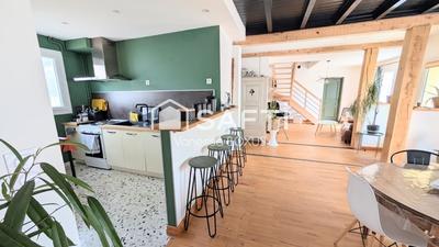 Maison - 104 m² - 5 pièces