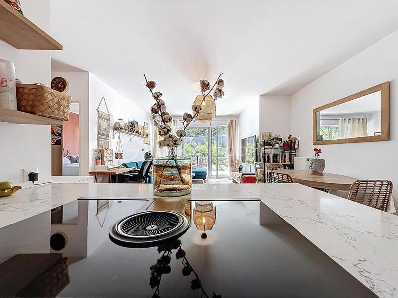 Appartement - 70 m² - 3 pièces