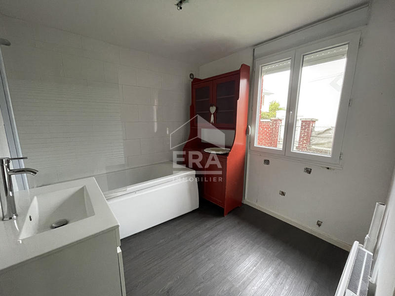 Maison - 103 m² - 8 pièces