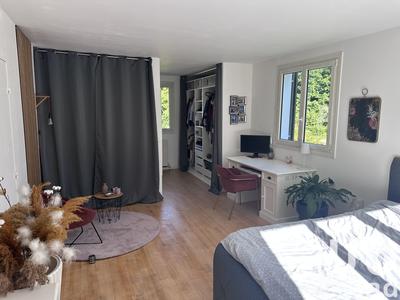 Maison - 160 m² - 7 pièces