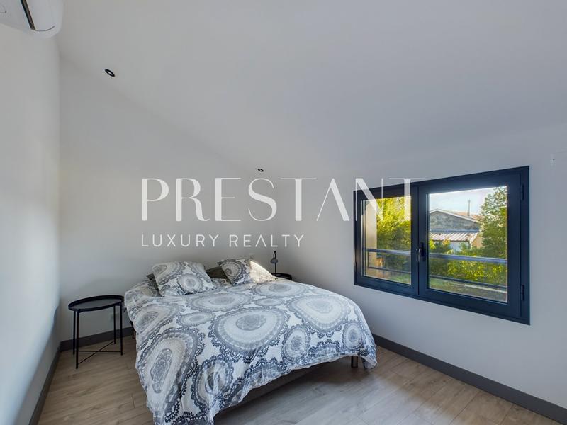 Maison - 150 m² - 4 pièces