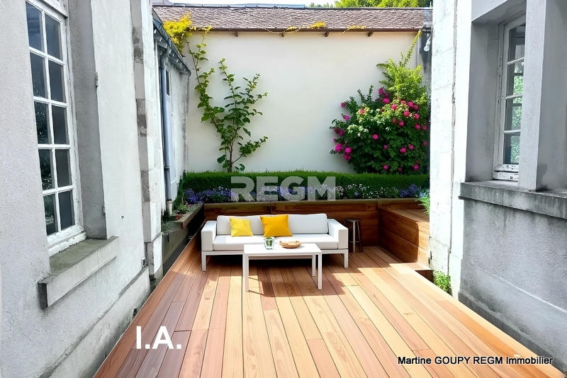 Maison - 341 m² - 9 pièces