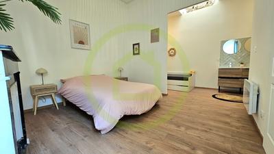 Appartement ancien - 77 m² - 3 pièces