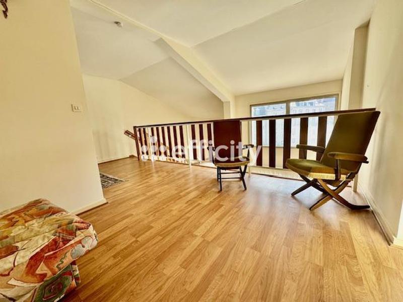 Appartement - 155 m² - 7 pièces