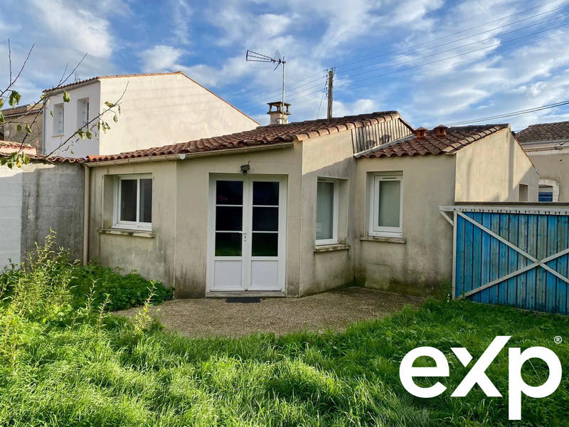 Maison traditionnelle - 134 m² - 4 pièces